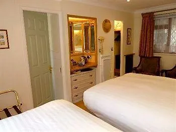 Burswood Pensionat 4*